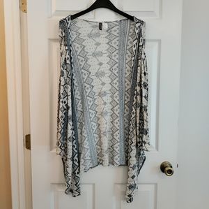 DIVIDED by H&M Juniors size M long sleeve tribal print drape cardigan
